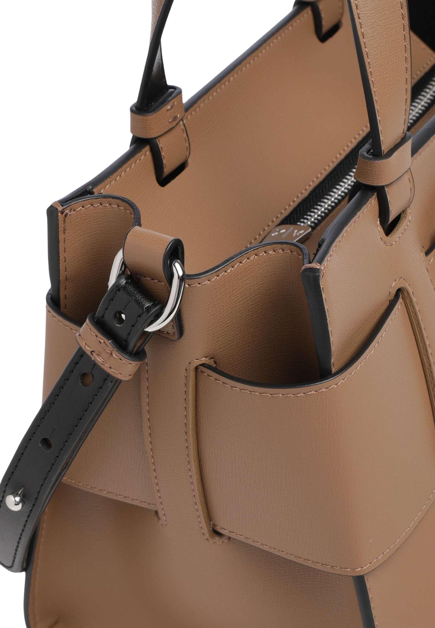 Armani Exchange naisten laukku - Image 3