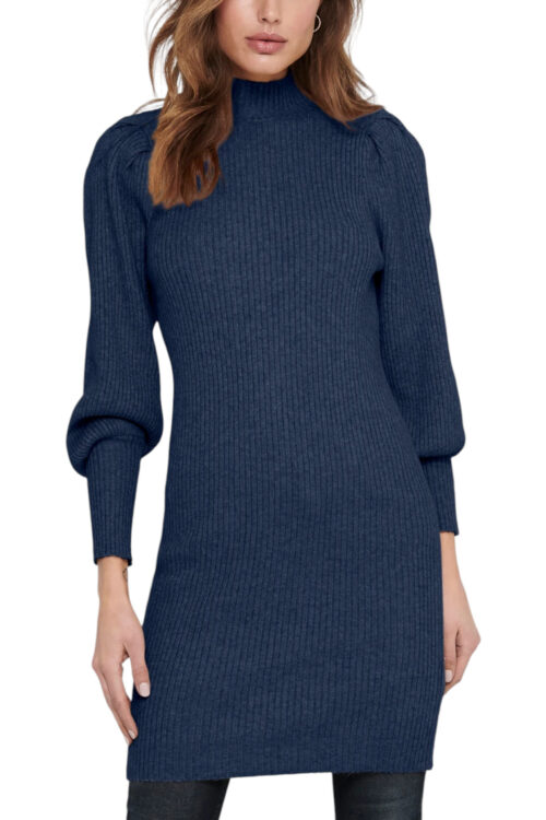Only naisten mekko